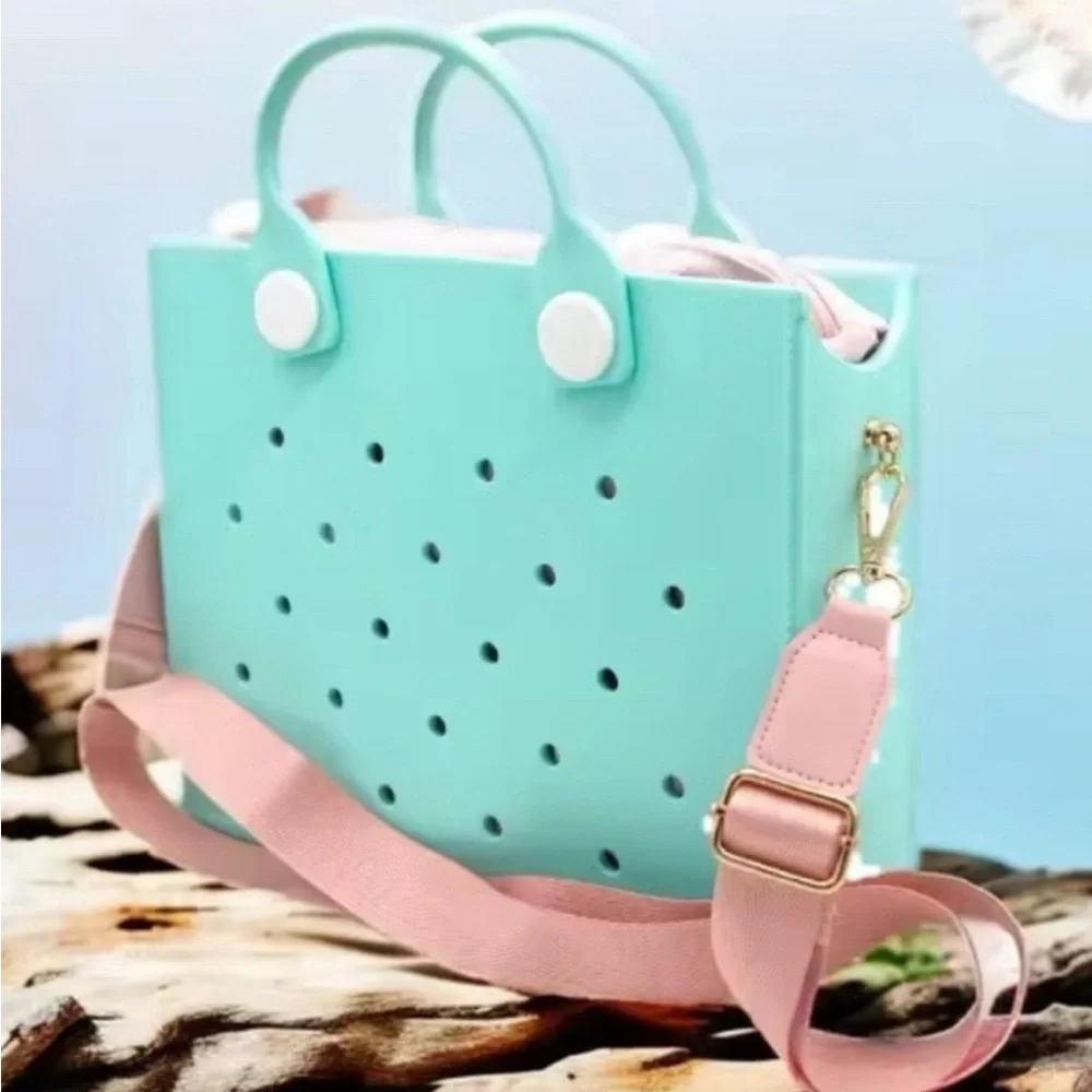 Stylish Mint Green Tote Bag‎ with Pink Strap.NWOT